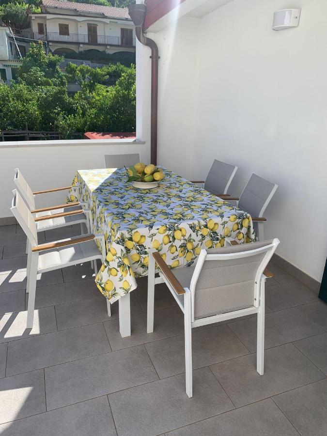 L'Albero Della Vita Minori Bagian luar foto